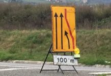 autostrada A2 Calabria, cantiere, cartelli di restringimento carreggiata