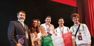 Olimpiadi Astronomia medaglia di bronzo per i tre giovani reggini