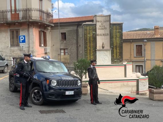 Arresto Carabinieri Catanzaro