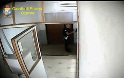 Assenteismo, Corigliano-Rossano, Guardia di Finanza Cosenza