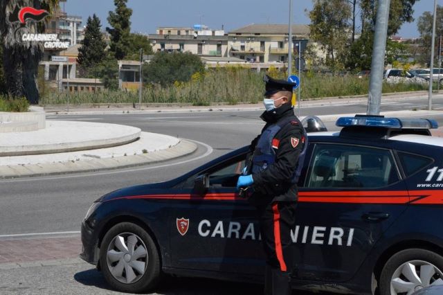 Carabinieri Crotone, controlli