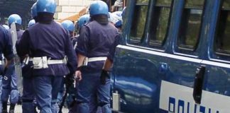 polizia antisommossa