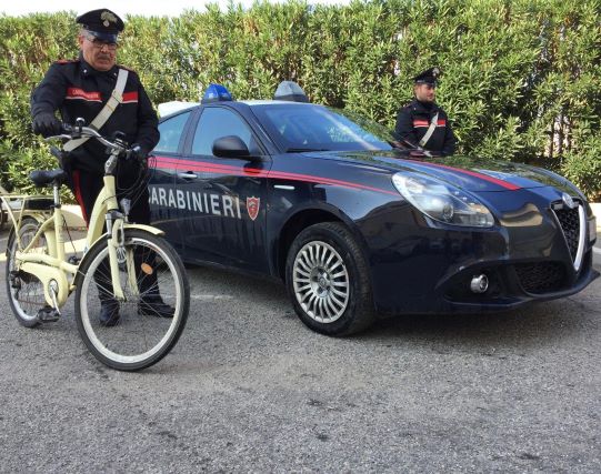 Crotone, Carabinieri denuncia per ricettazione biciclette