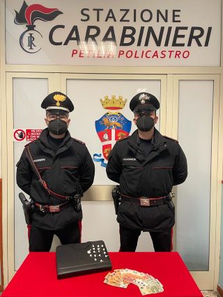 Petilia Policastro, Carabinieri Crotone