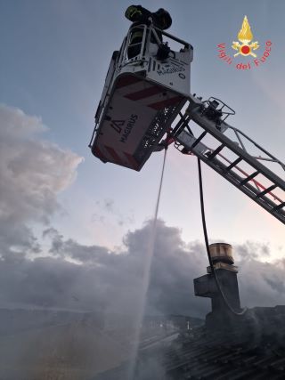 incendio canna fumaria Girifalco, Vigili del Fuoco