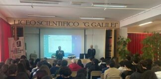 Liceo Scientifico G. Galiliei incontro Carabinieri Lamezia Terme