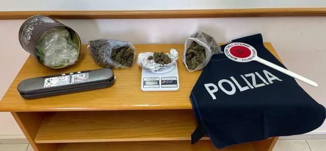 Polizia di Stato Reggio Calabria, controlli territorio Polistena sequestro stupefacenti