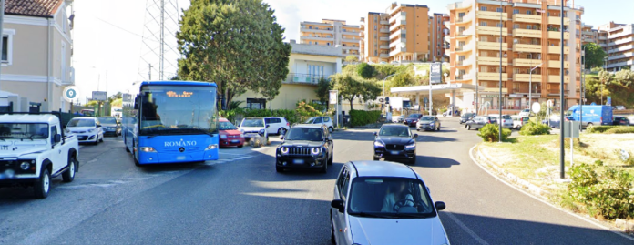 Via de Filippis, incrocio Via Zanotti Bianco, rotatoria, Catanzaro, alta percentuale di incidenti