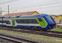 Blues, Trenitalia, treno ibrido