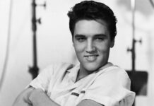 Elvis_Presley_1958
