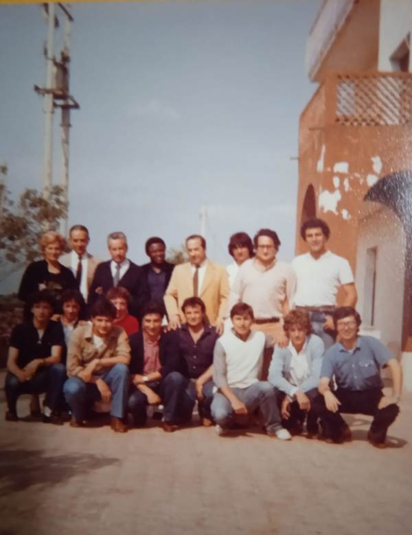 Compagni di SCUOLA - La classe v edile del 1982 (2)