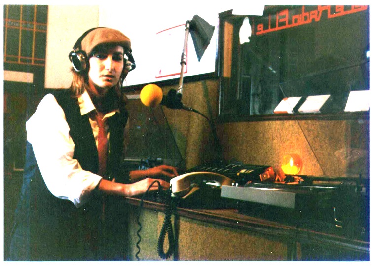 Radio Elle 4 (foto web) Radio Elle 4 (foto web)