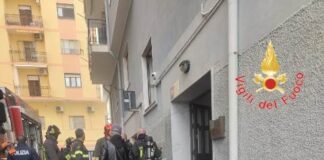 incendio in un abitazione a Crotone