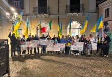 proteste associazioni ucraine a Lamezia Terme