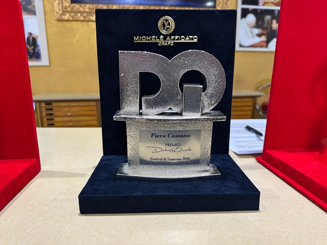 Premio Dietro Le Quinte al maestro Piero Cassano