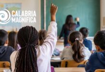 Tetto agli studenti stranieri, in Calabria il dibattito divide Studenti stranieri nelle classi ph Calabria Magnifica