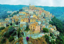Badolato, “Ciak si beve” ricorda i 40 anni del “paese in vendita” Badolato
