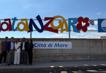 Catanzaro, al Porto la nuova installazione “Catanzaro Città di Mare” Catanzaro, al Porto la nuova installazione “Catanzaro Città di Mare”